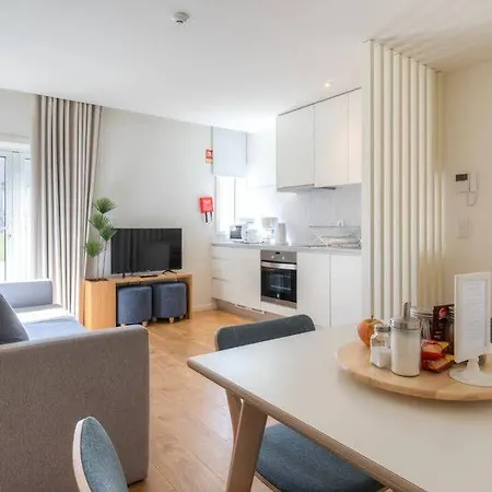 Spot Family Hotel